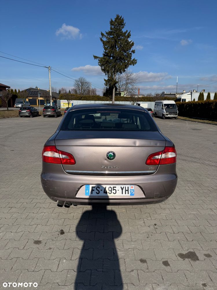 Skoda Superb - 4