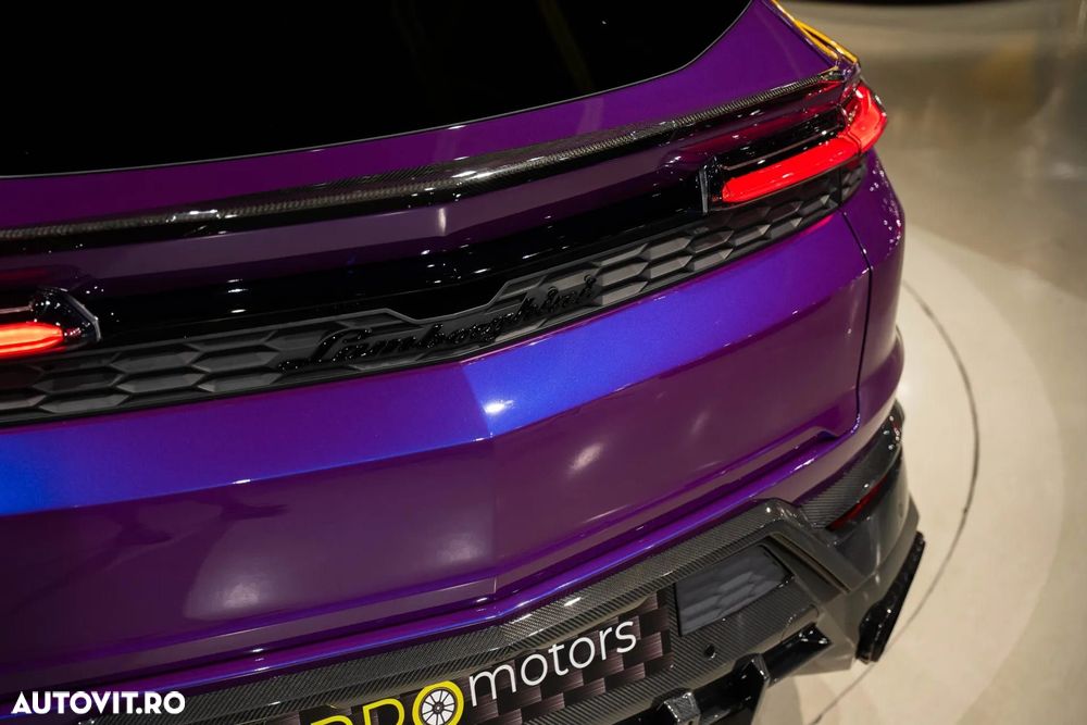 Lamborghini URUS - 23
