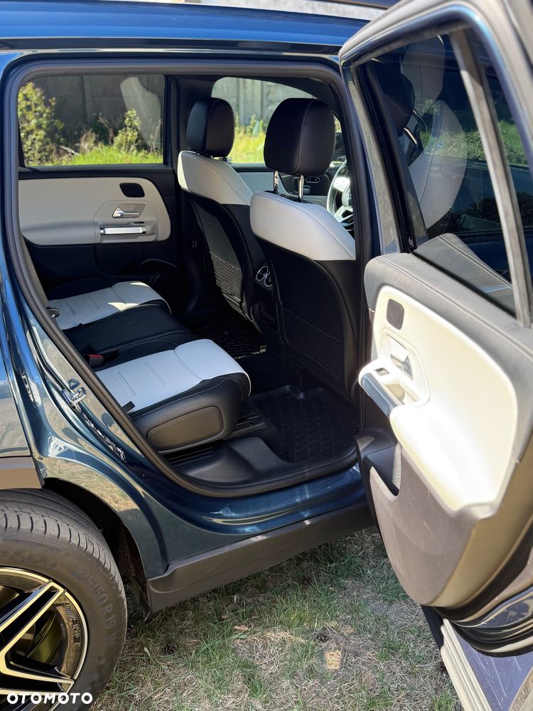 Mercedes-Benz GLB 220 d AMG Line 8G-DCT - 14