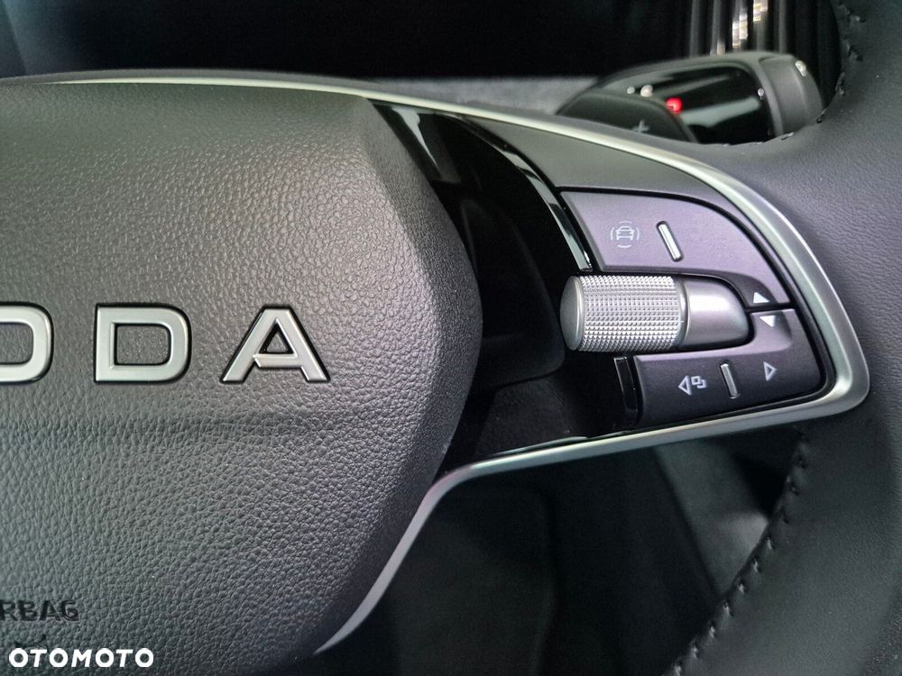 Skoda Superb 2.0 TSI Selection DSG - 29