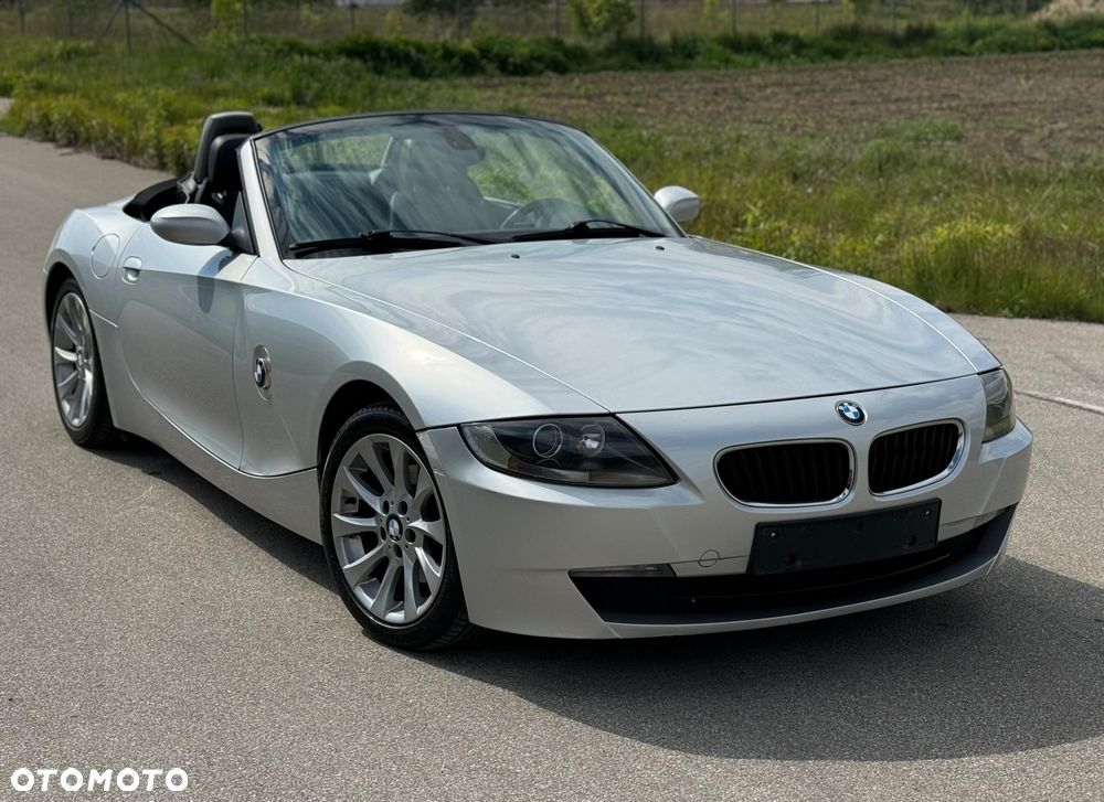 BMW Z4 2.5si - 12