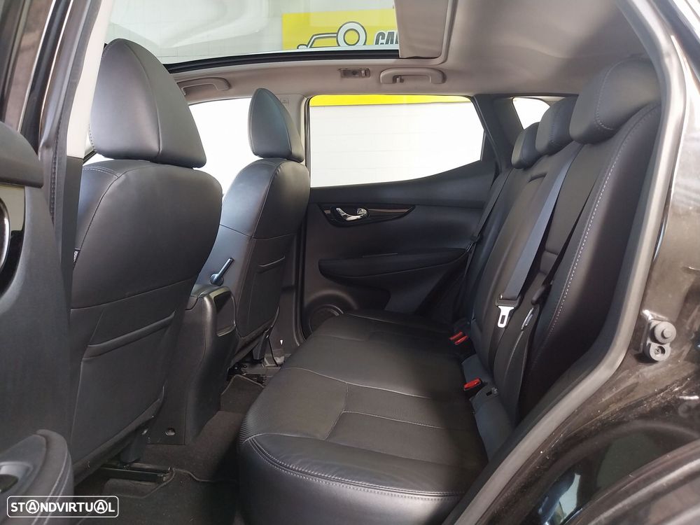 Nissan Qashqai 1.5 dCi Tekna - 9