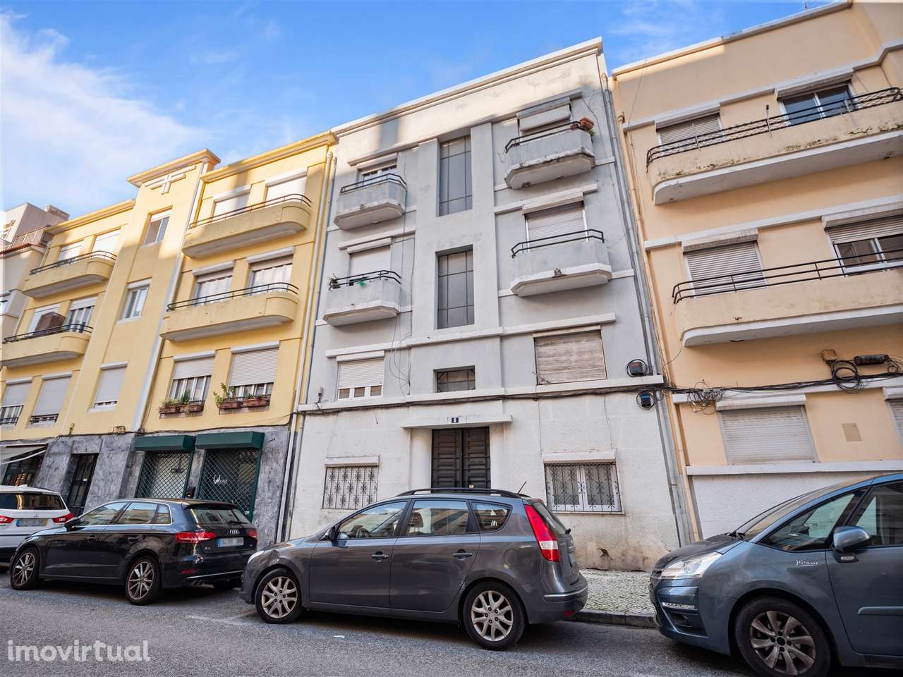 Apartamento T1 com Pátio Privativo - Grande imagem: 2/20