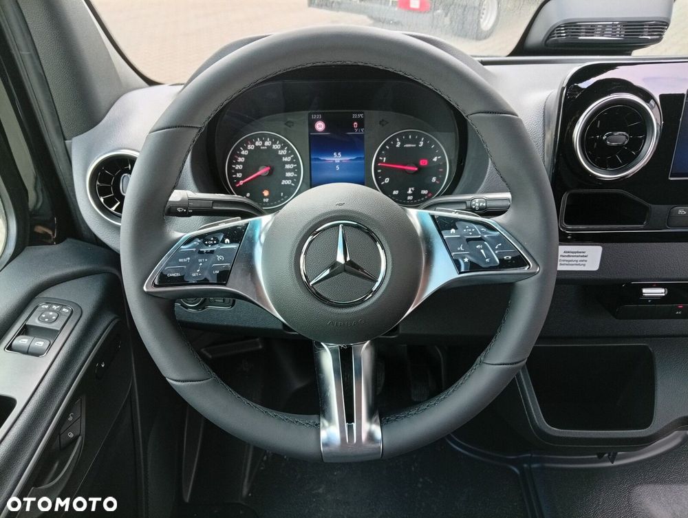 Mercedes-Benz Sprinter319CDI - 16