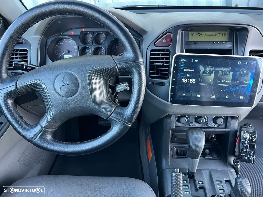 Mitsubishi Pajero 3.2 DI-D GLS ABS+TA+EC - 9