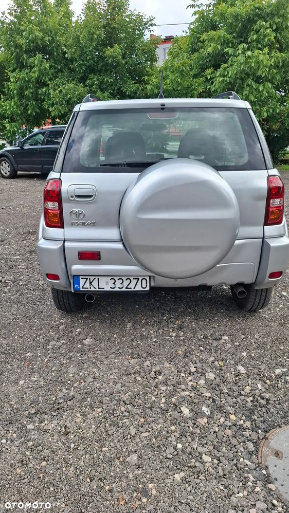 Toyota RAV4 - 3