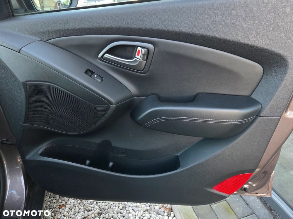 Hyundai ix35 1.6 2WD Classic - 16