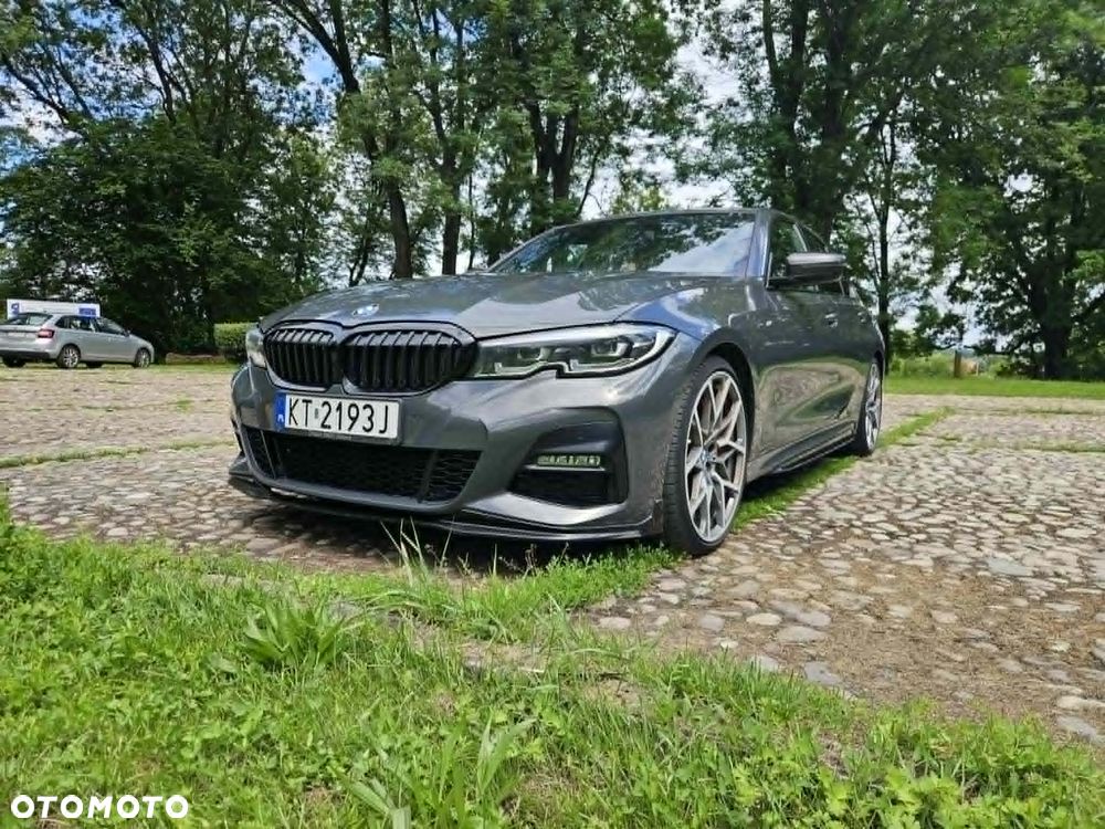 BMW Seria 3 330i xDrive M Sport sport - 2