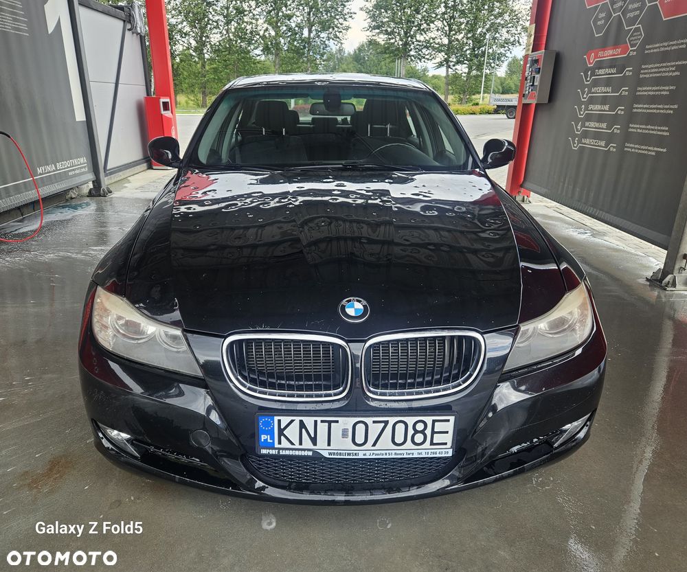 BMW Seria 3 318d EU6 - 3