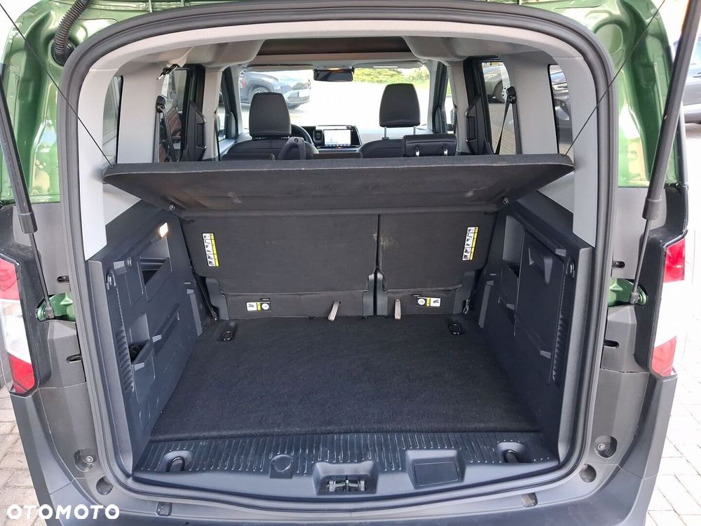 Ford Tourneo Courier - 10
