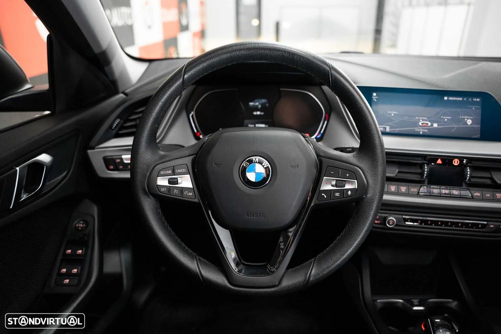 BMW 116 i Aut. Advantage - 9