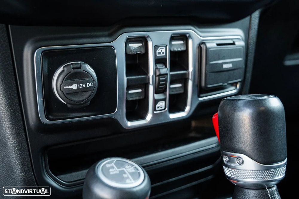 Jeep Wrangler Unlimited 2.0 4xe Plug-In Hybrid Hardtop Sahara - 27