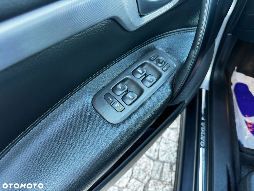 Volvo S60 2.4 Summum - 28