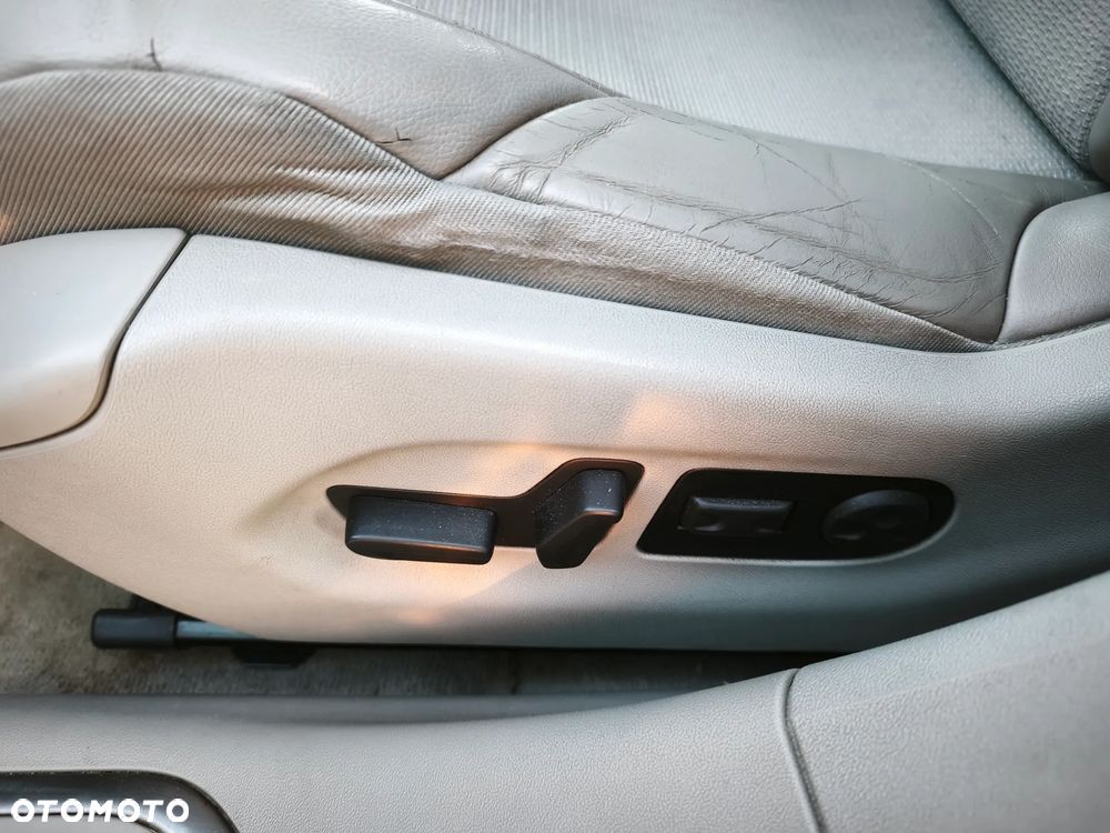 Citroën C5 2.0 HDi Exclusive - 33