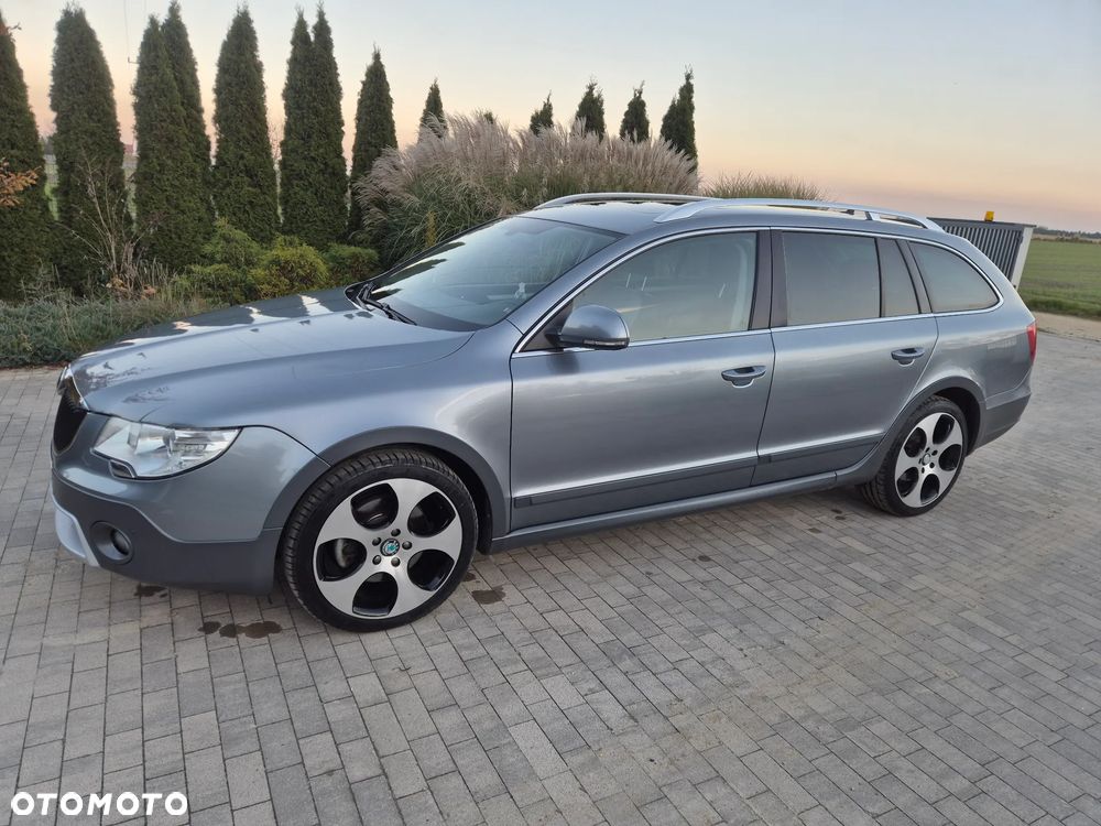 Skoda Superb 2013 photo 3