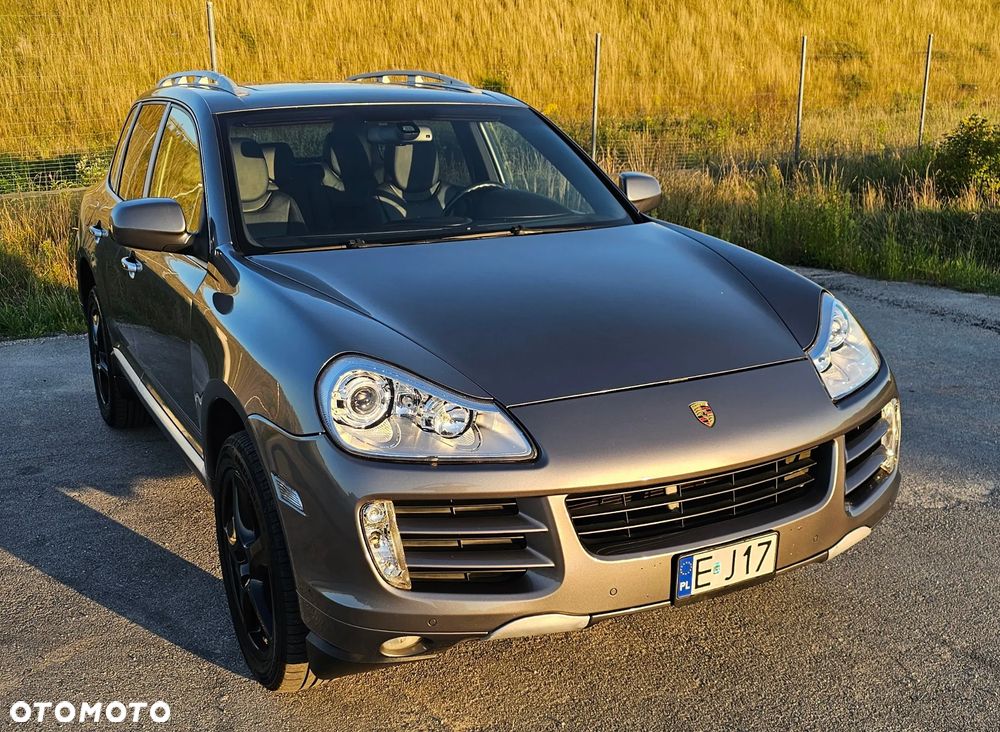 Porsche Cayenne - 7