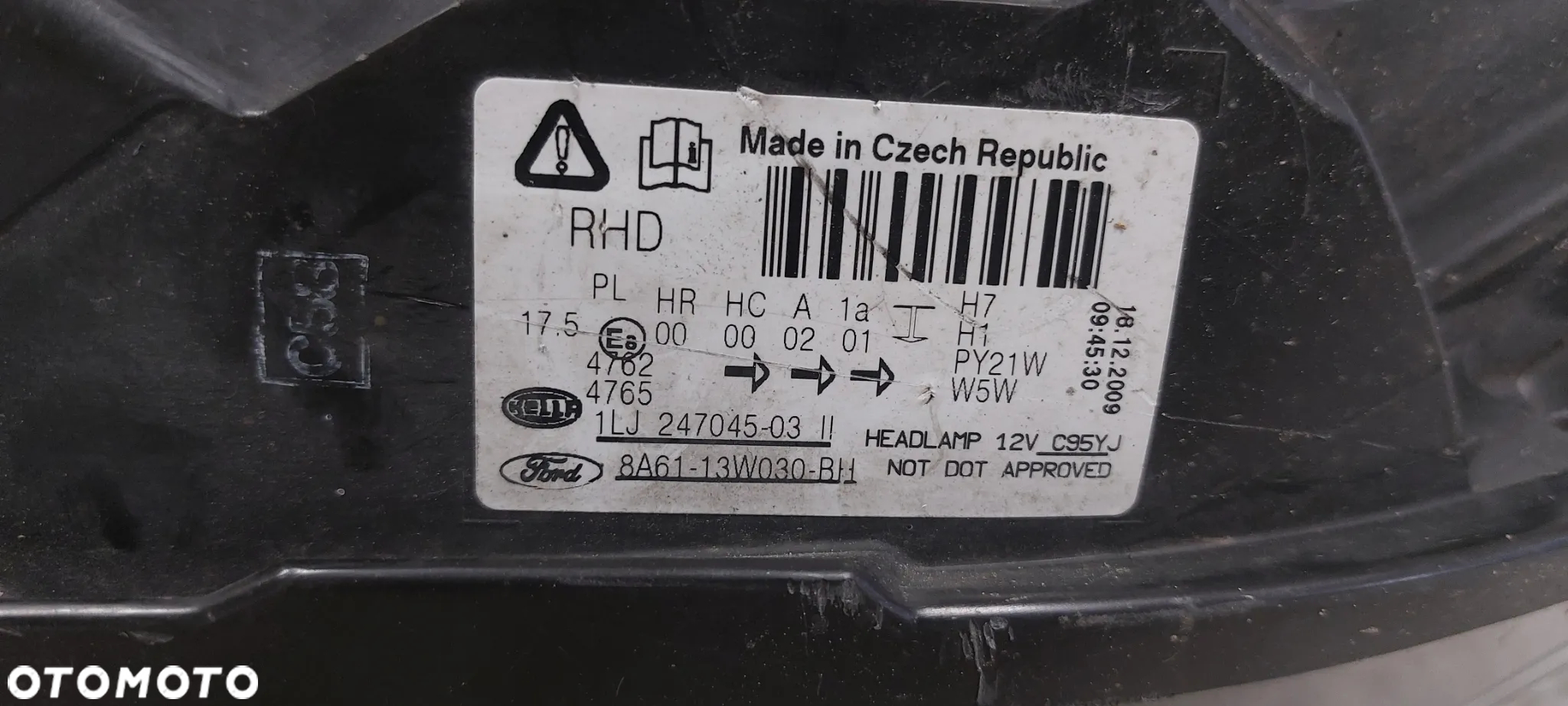 .  PRZOD PRZEDNIA LAMPA LEWA FORD FIESTA MK7 - 3
