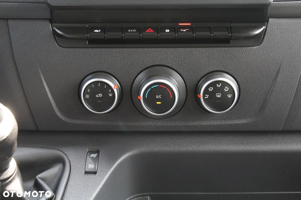 Renault Master L2H2 2.3dCi 135KM/ BRYGADÓWKA/DOKA 6-CIO OSOBOWA/ HAK/ KLIMA/ TEMPOMAT/ SALON POLSKA/ PIERWSZY WŁAŚCICIEL/ FV 23%/ BARDZO ZADBANY !!! - 35