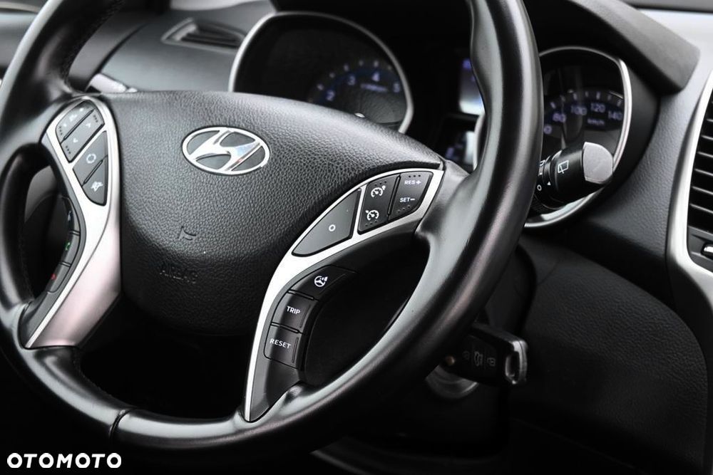 Hyundai i30 1.4 Fifa World Cup Edition - 39