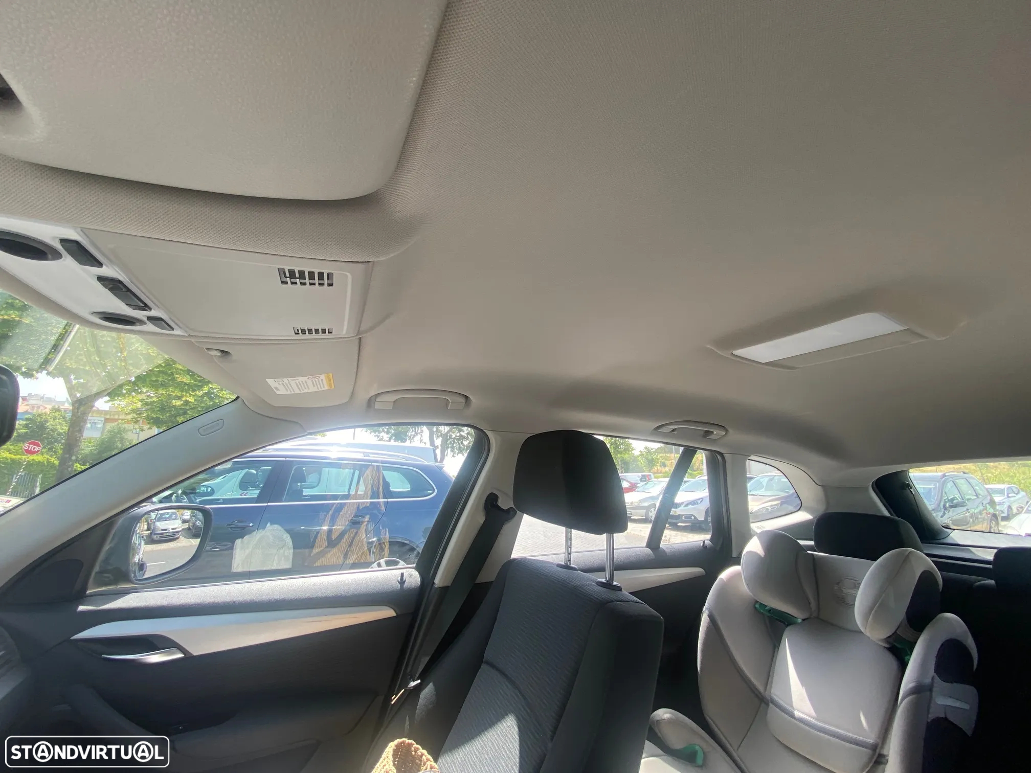 BMW X1 18 d xDrive - 10