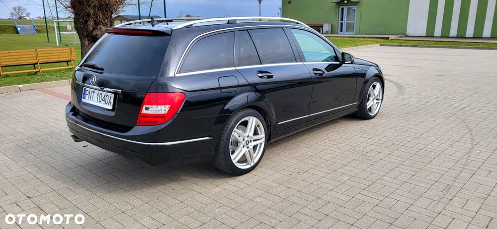 Mercedes-Benz Klasa C 220 CDI DPF (BlueEFFICIENCY) 7G-TRONIC Avantgarde - 8