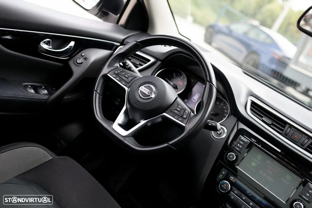 Nissan Qashqai 1.5 dCi N-Connecta DCT - 22