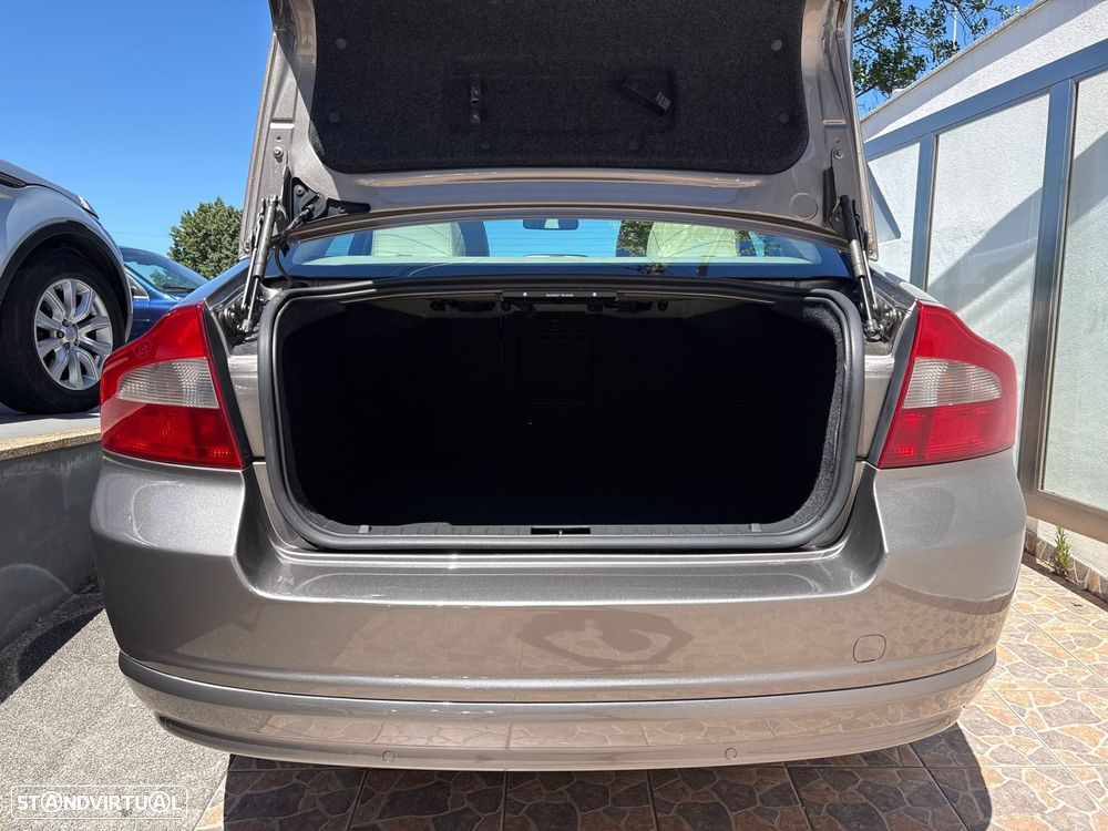 Volvo S80 2.4 D5 Nivel 3 Geartronic - 4