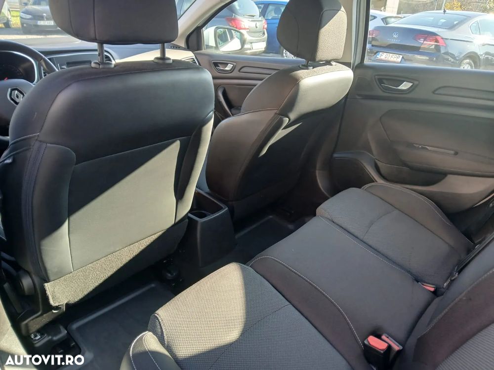 Renault Megane TCe 140 GPF Zen - 7