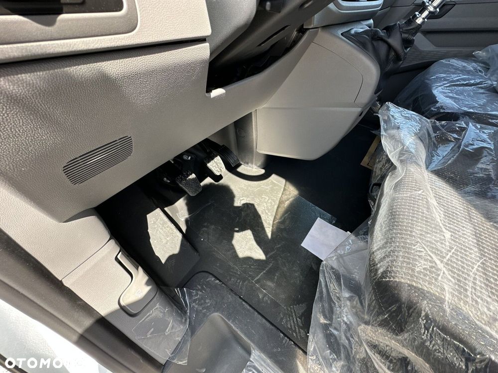 Volkswagen Transporter Furgon, 2,0TDI 150KM, 6-bieg.manualna, r.o :3500 mm - 23