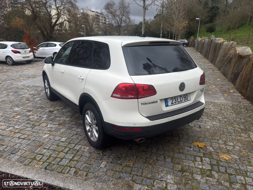 VW Touareg 3.0 TDI V6 Tiptronic - 4