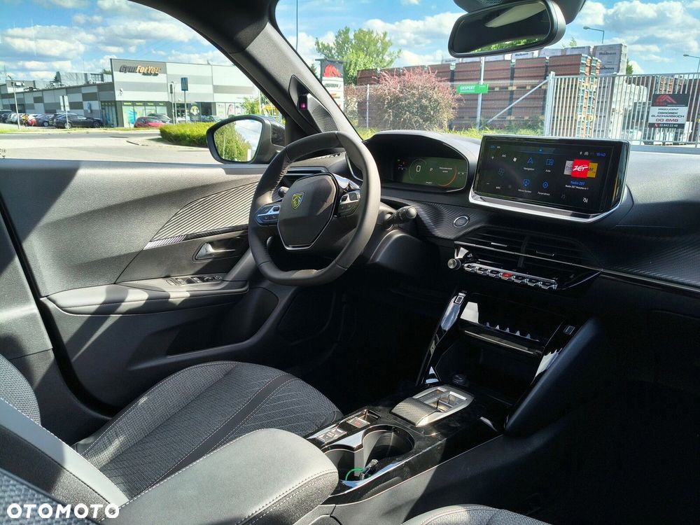 Peugeot 2008 - 13