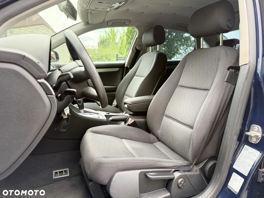 Audi A4 Limousine 2.0 TDI DPF multitronic - 11