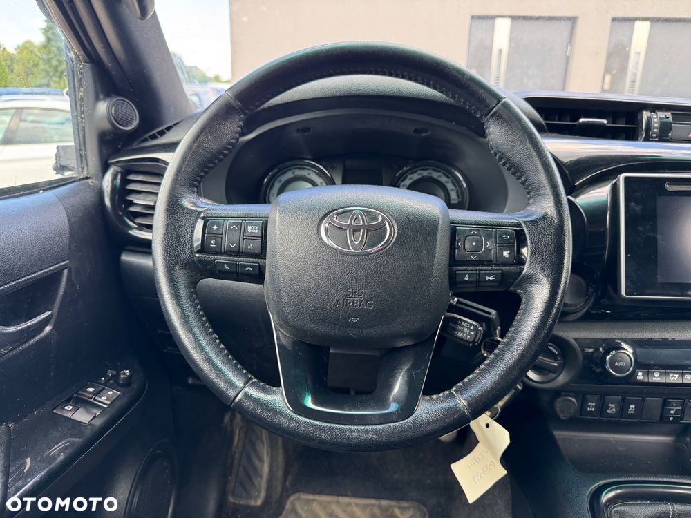 Toyota Hilux - 14