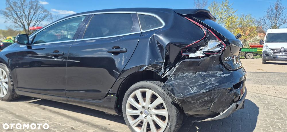 Volvo V40 D2 Base - 11