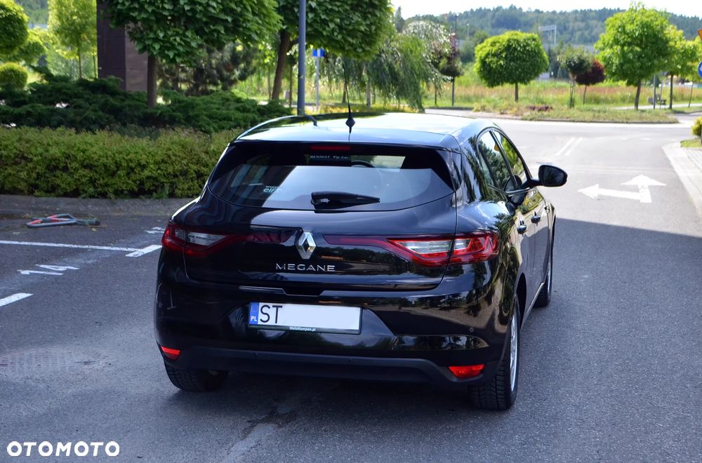 Renault Megane 1.6 SCe Business - 23