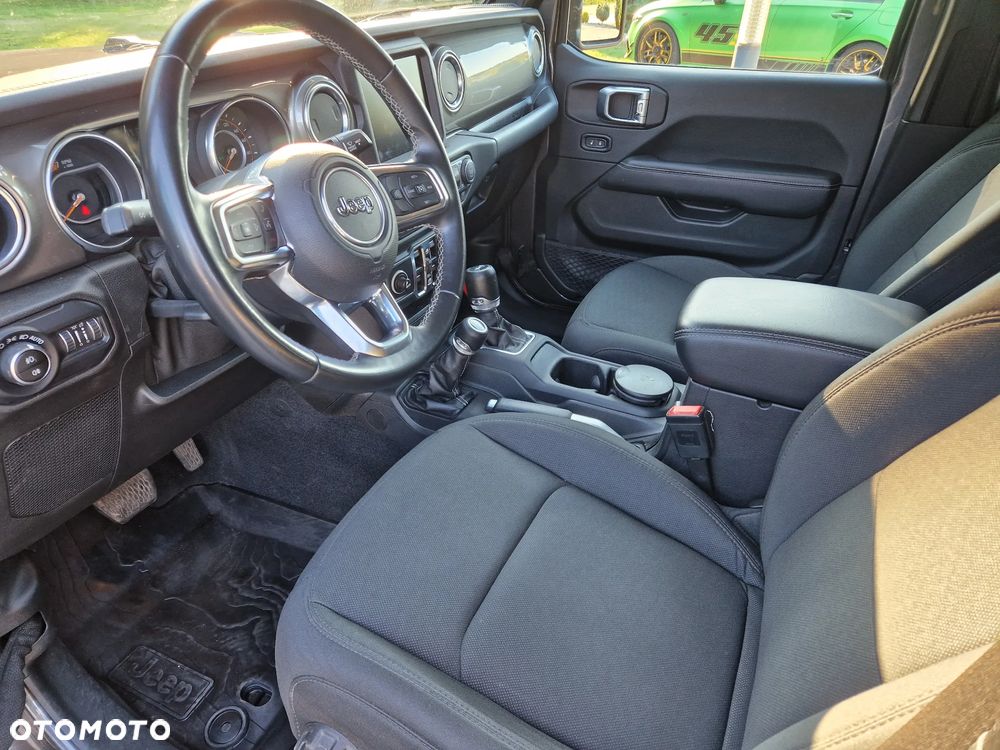 Jeep Wrangler Unlimited GME 2.0 Turbo Sahara - 7