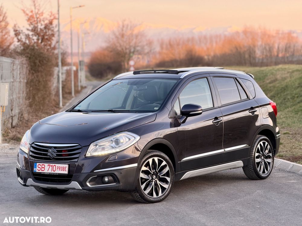 Suzuki S-Cross 1.6 Premium AllGrip - 1