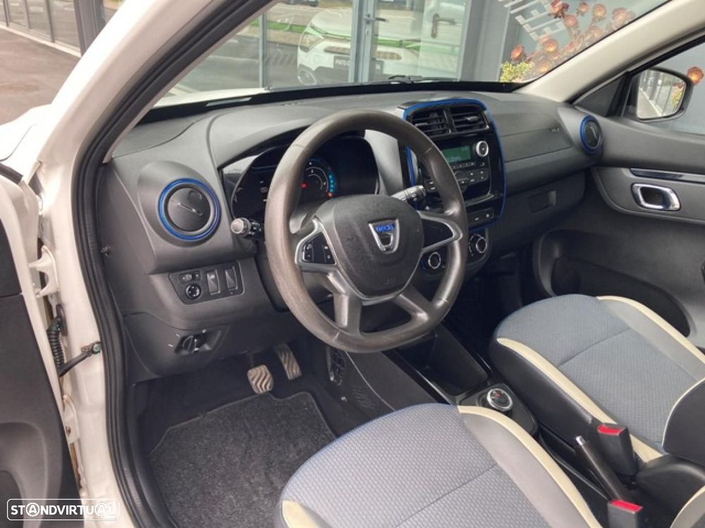 Dacia Spring Comfort — fotografia 11