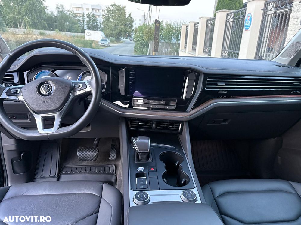 Volkswagen Touareg 3.0 V6 TDI BMT Terrain Tech - 12