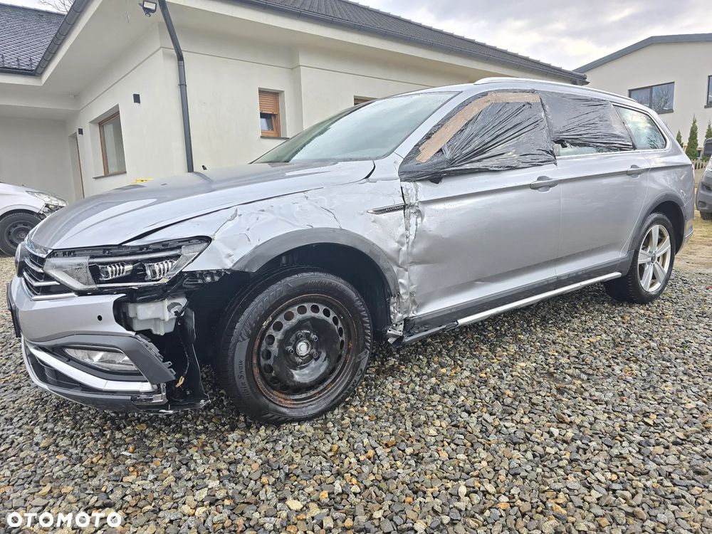 Volkswagen Passat Alltrack 2.0 TDI SCR DSG 4Motion - 2