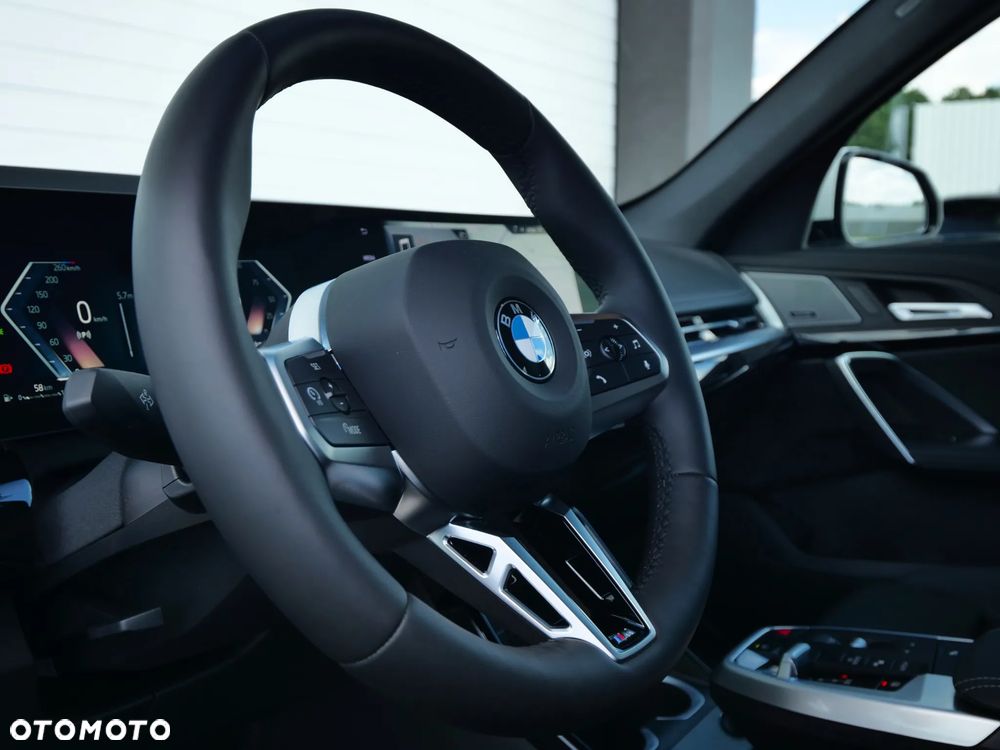 BMW X1 xDrive23i mHEV M Sport sport - 18