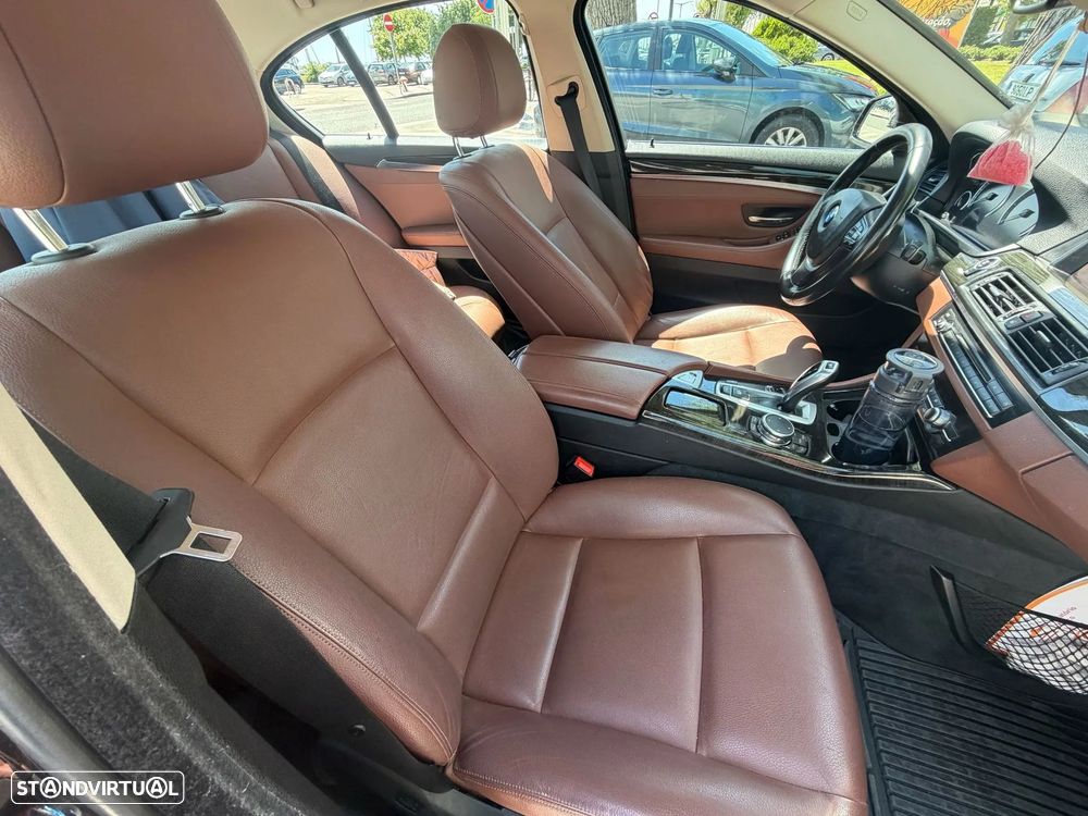 BMW 520 d Line Luxury Auto - 14