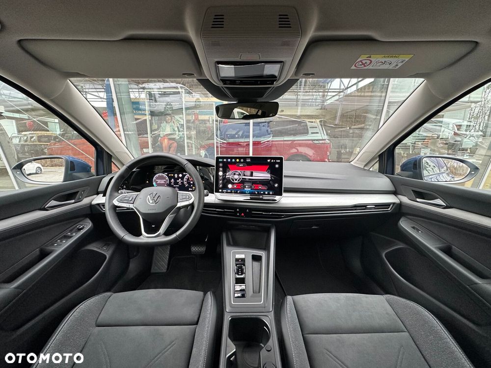 Volkswagen Golf Variant - 11