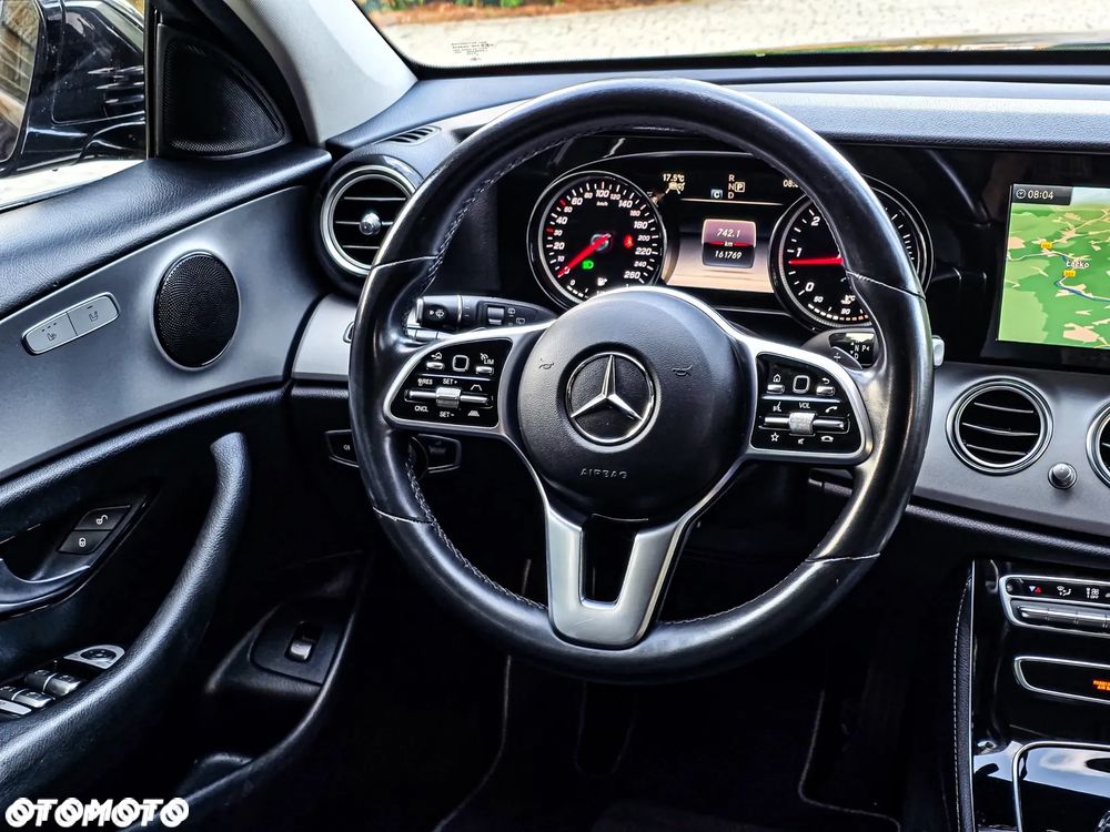 Mercedes-Benz Klasa E 220 d 9G-TRONIC - 15