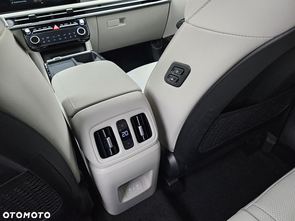 Hyundai Tucson 1.6 T-GDi HEV Platinum 2WD - 10