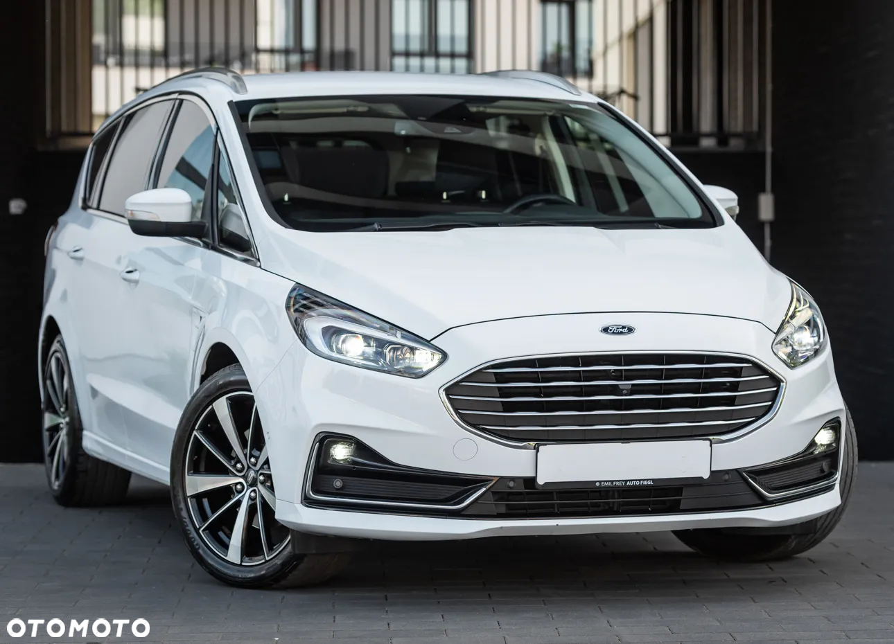 Ford S-Max 2.0 EcoBlue TITANIUM - 2