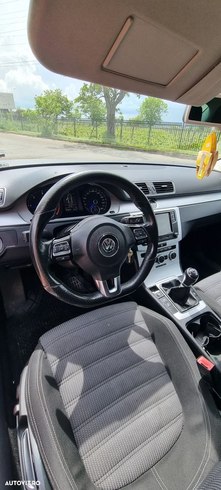 Volkswagen Passat CC 2.0 Blue TDI - 9