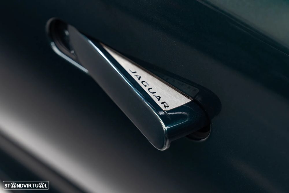 Jaguar F-Type 2.0 i4 R-Dynamic - 14