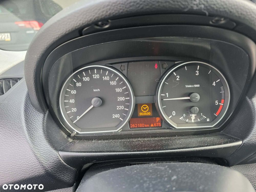 BMW Seria 1 118d DPF - 9