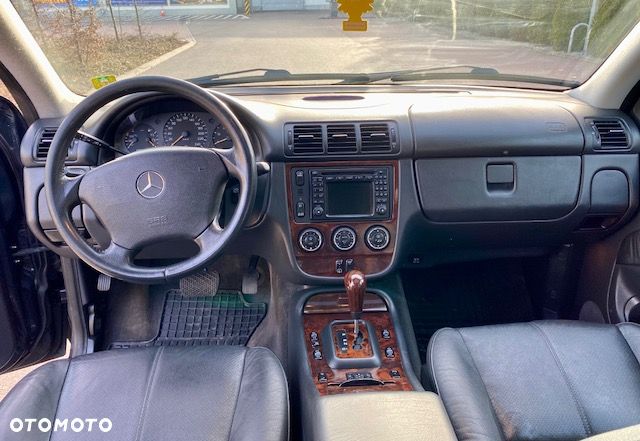 Mercedes-Benz ML 400 CDI - 10